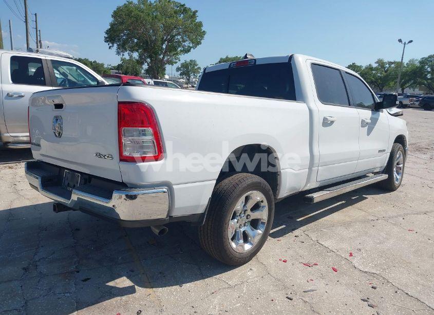Photo 4 of 2022 Ram 1500 BIG HORN 4X4 6'4 BOX (VIN 1C6RRFMG2NN430198)