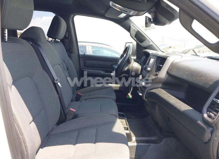 Photo 5 of 2022 Ram 1500 TRADESMAN 4X2 6'4 BOX (VIN 1C6SRECG7NN435846)