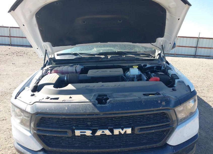 Photo 10 of 2024 Ram 1500 TRADESMAN QUAD CAB 4X2 6'4 BOX (VIN 1C6SRECG7RN122818)