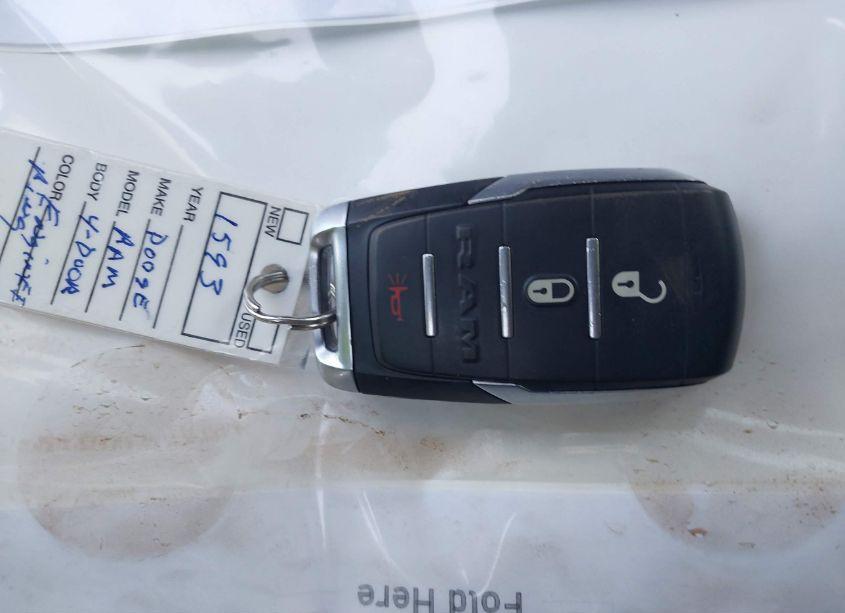 Photo 11 of 2024 Ram 1500 TRADESMAN QUAD CAB 4X2 6'4 BOX (VIN 1C6SRECG7RN122818)