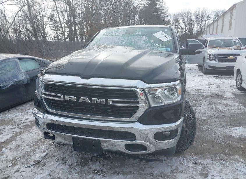Photo 12 of 2019 Ram 1500 (VIN 1C6SRFBT0KN749564)