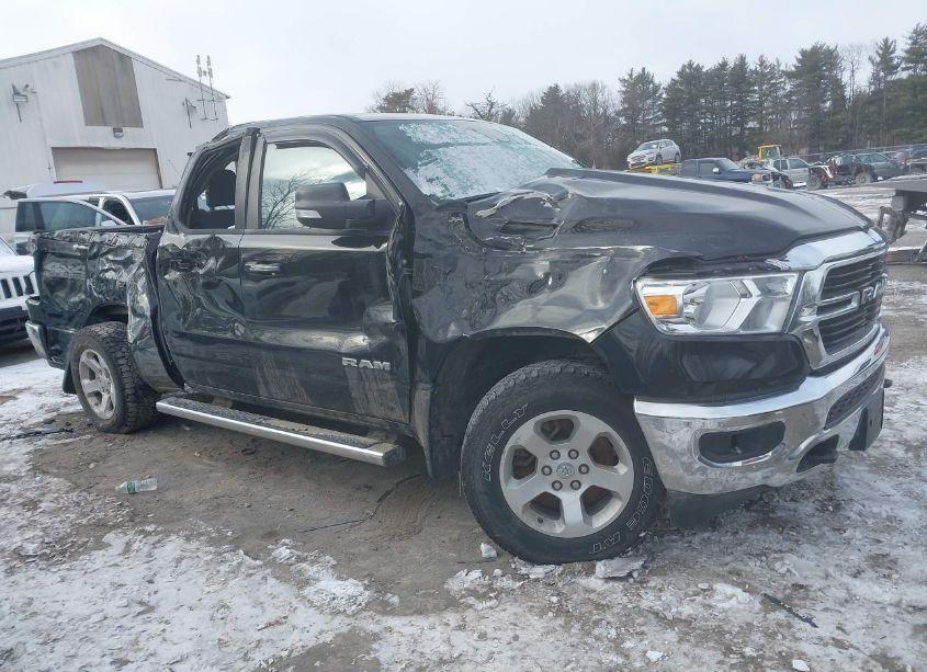 Photo 13 of 2019 Ram 1500 (VIN 1C6SRFBT0KN749564)