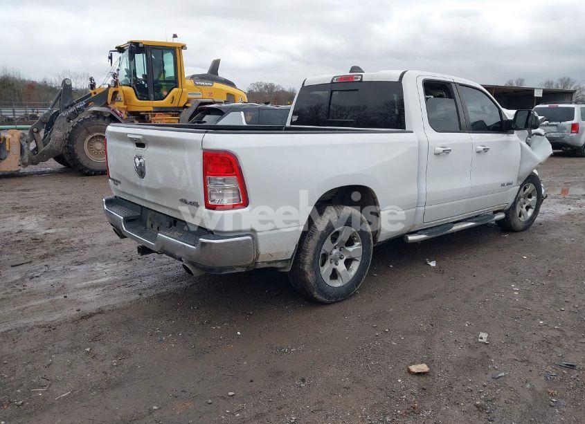 Photo 4 of 2019 Ram 1500 BIG HORN/LONE STAR 4X4 6'4 BOX (VIN 1C6SRFBT0KN822299)