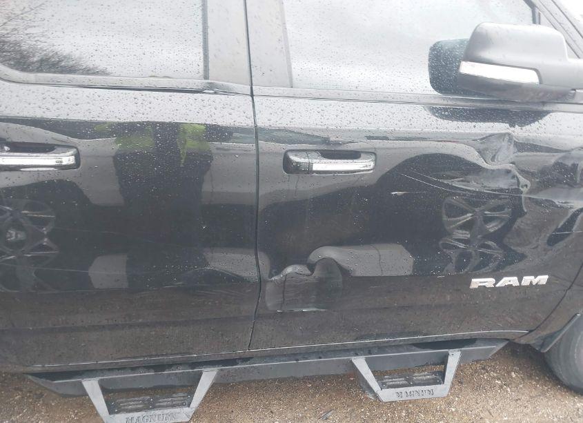 Photo 13 of 2020 Ram 1500 BIG HORN 4X4 6'4 BOX (VIN 1C6SRFBT0LN169779)