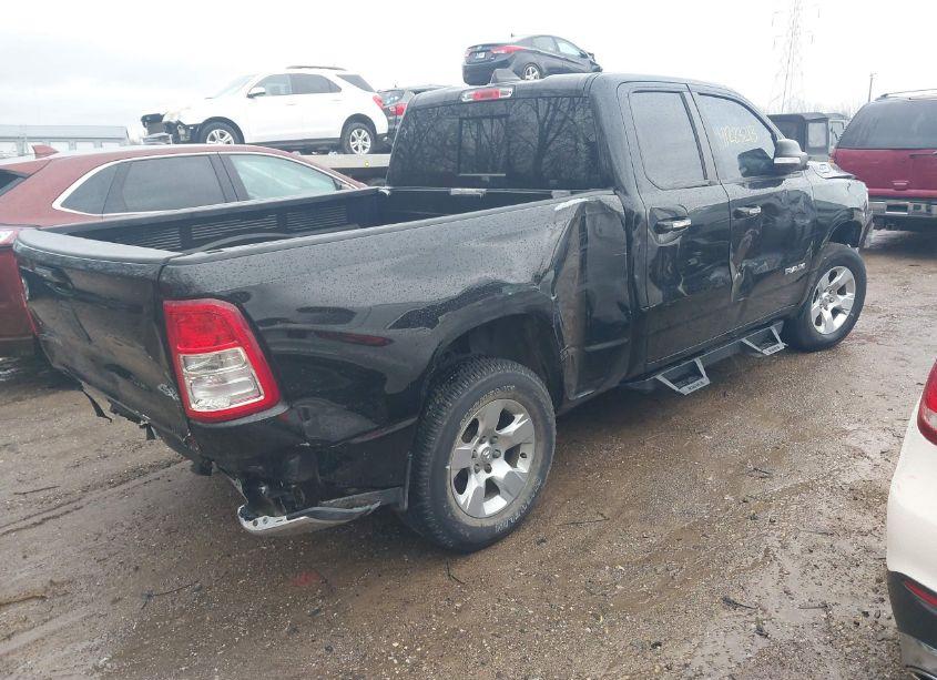 Photo 4 of 2020 Ram 1500 BIG HORN 4X4 6'4 BOX (VIN 1C6SRFBT0LN169779)