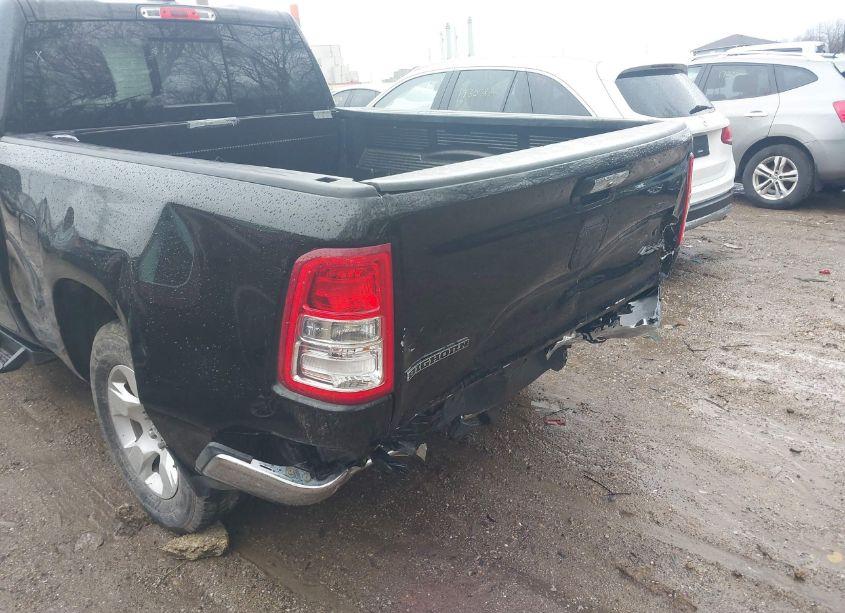 Photo 6 of 2020 Ram 1500 BIG HORN 4X4 6'4 BOX (VIN 1C6SRFBT0LN169779)