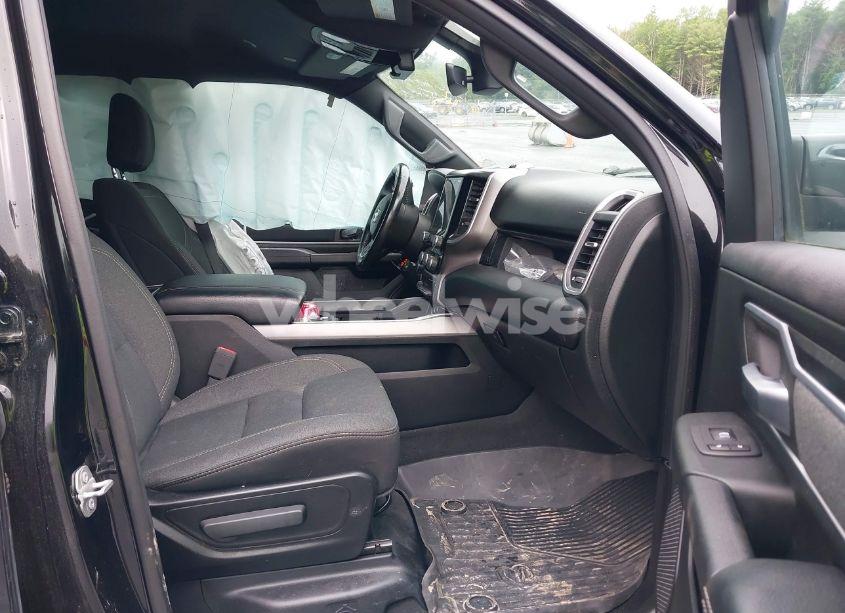 Photo 5 of 2020 Ram 1500 BIG HORN 4X4 6'4 BOX (VIN 1C6SRFBT0LN242228)