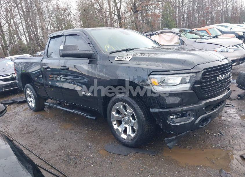 2021 Ram 1500 BIG HORN 4X4 6'4 BOX (VIN 1C6SRFBT0MN556611) main photo