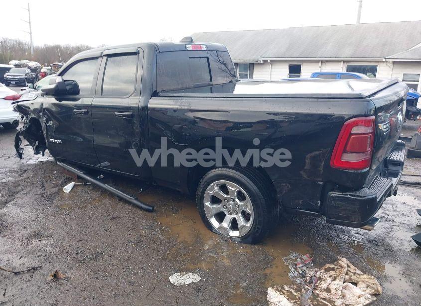 Photo 3 of 2021 Ram 1500 BIG HORN 4X4 6'4 BOX (VIN 1C6SRFBT0MN556611)