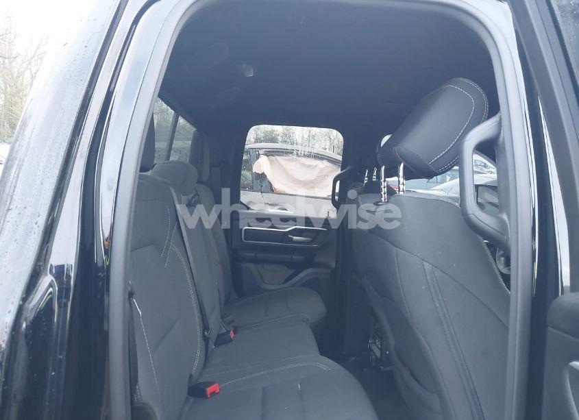 Photo 8 of 2021 Ram 1500 BIG HORN 4X4 6'4 BOX (VIN 1C6SRFBT0MN556611)