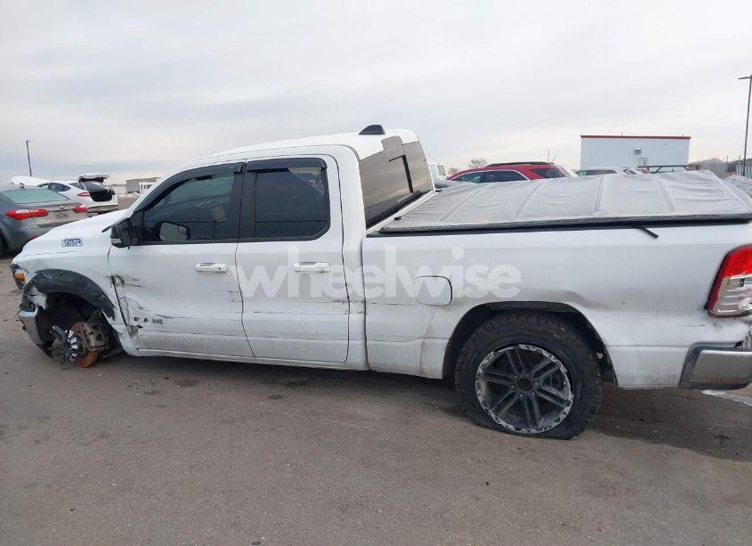 Photo 14 of 2021 Ram 1500 (VIN 1C6SRFBT0MN570444)