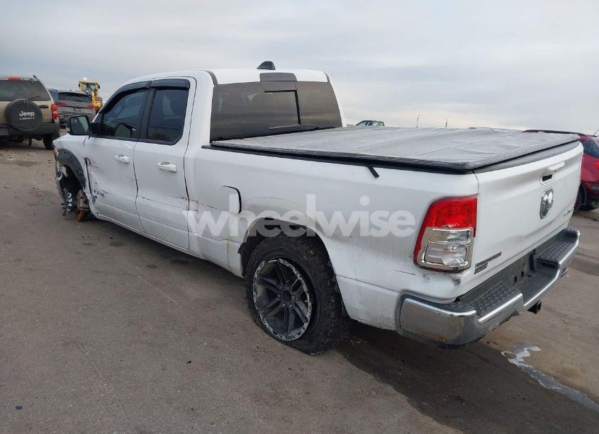 Photo 3 of 2021 Ram 1500 (VIN 1C6SRFBT0MN570444)
