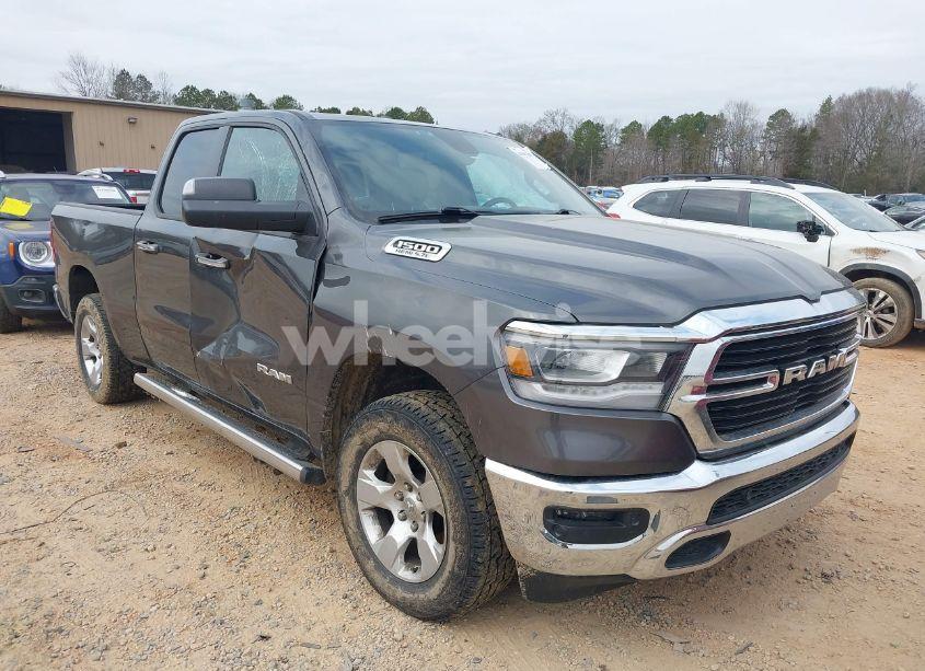 2019 Ram 1500 BIG HORN/LONE STAR 4X4 6'4 BOX (VIN 1C6SRFBT1KN516423) main photo
