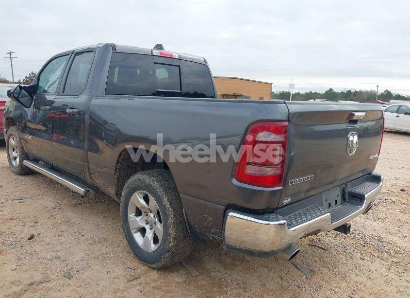 Photo 3 of 2019 Ram 1500 BIG HORN/LONE STAR 4X4 6'4 BOX (VIN 1C6SRFBT1KN516423)