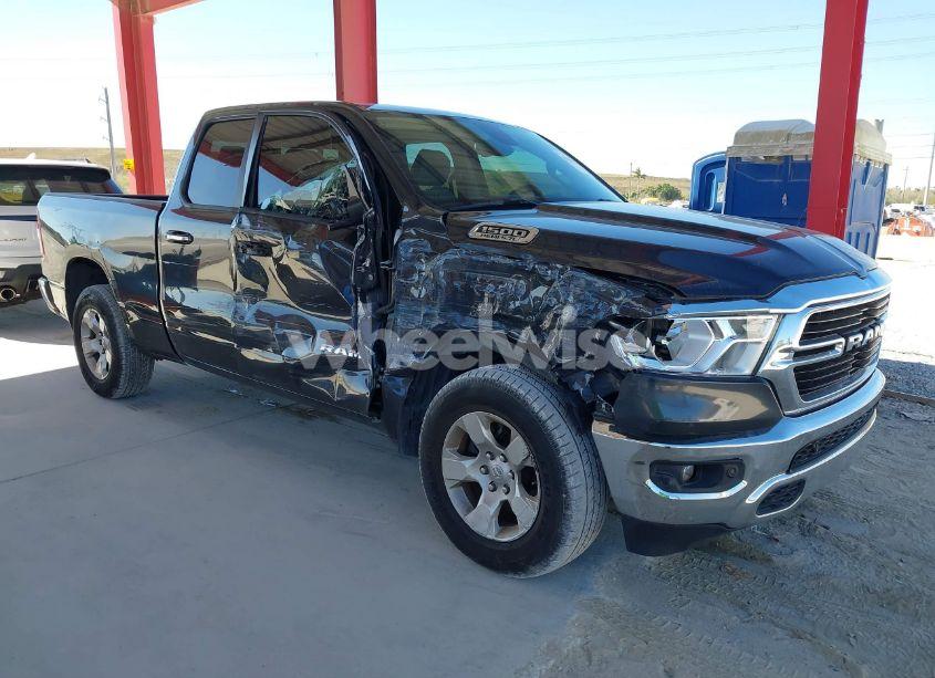 2019 Ram 1500 BIG HORN/LONE STAR 4X4 6'4 BOX (VIN 1C6SRFBT1KN668203) main photo