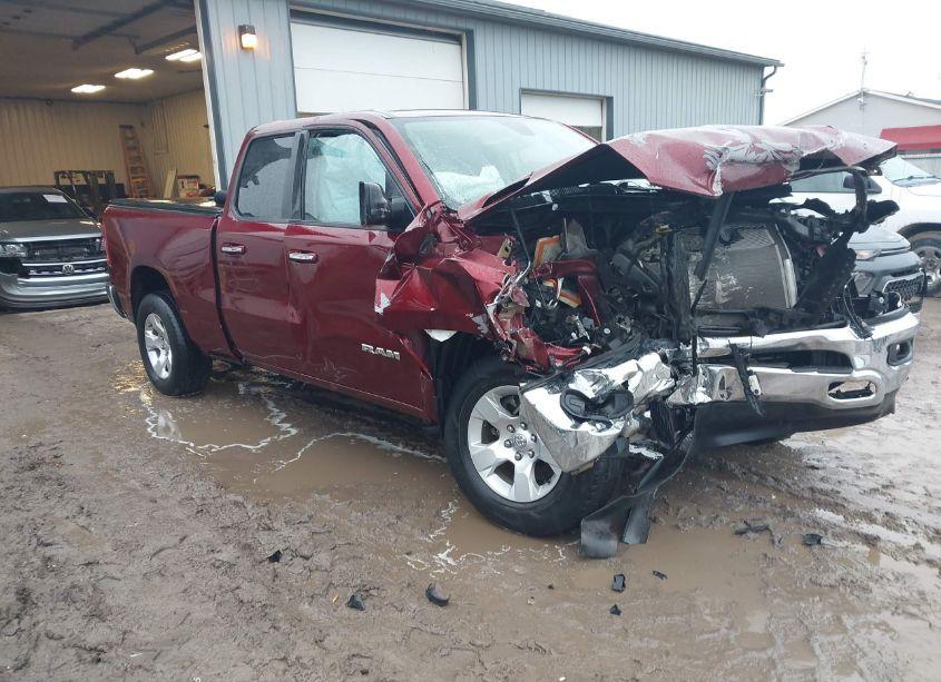 2019 Ram 1500 BIG HORN/LONE STAR 4X4 6'4 BOX (VIN 1C6SRFBT1KN890529) main photo