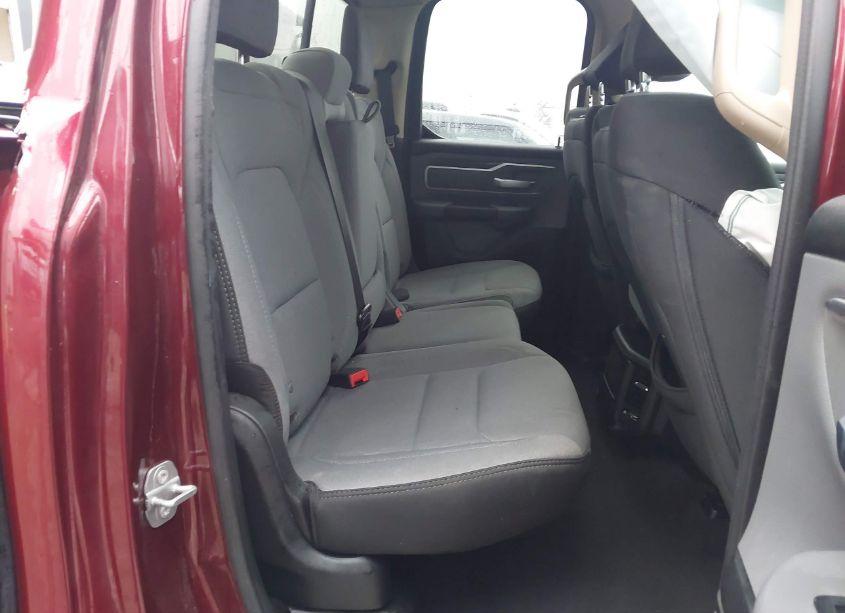 Photo 8 of 2019 Ram 1500 BIG HORN/LONE STAR 4X4 6'4 BOX (VIN 1C6SRFBT1KN890529)