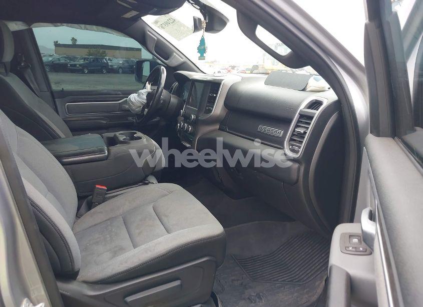 Photo 5 of 2021 Ram 1500 BIG HORN 4X4 6'4 BOX (VIN 1C6SRFBT1MN622633)