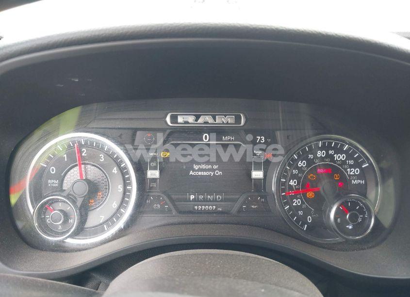 Photo 7 of 2021 Ram 1500 BIG HORN 4X4 6'4 BOX (VIN 1C6SRFBT1MN622633)