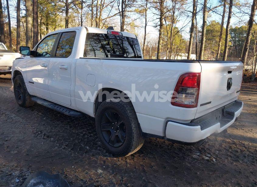Photo 3 of 2022 Ram 1500 BIG HORN 4X4 6'4 BOX (VIN 1C6SRFBT1NN140925)