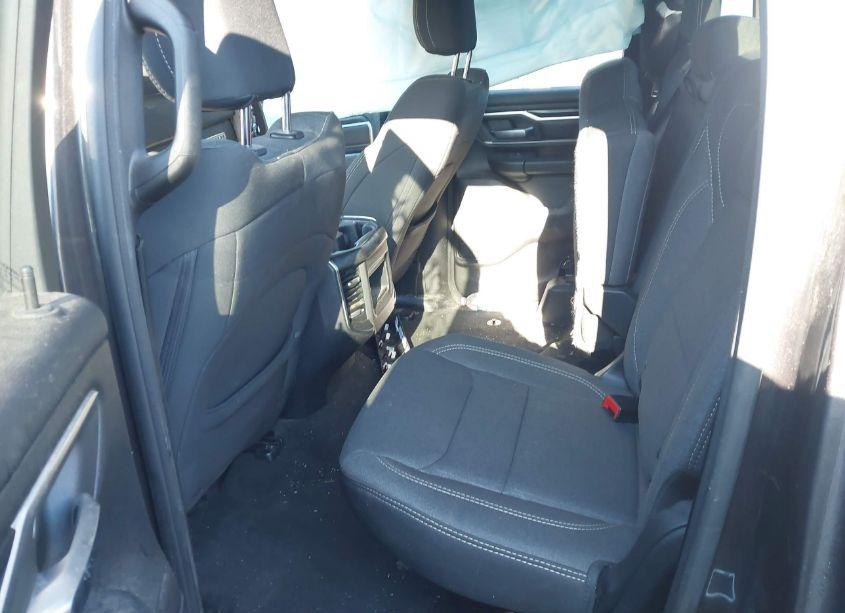 Photo 8 of 2019 Ram 1500 BIG HORN/LONE STAR 4X4 6'4 BOX (VIN 1C6SRFBT2KN893729)