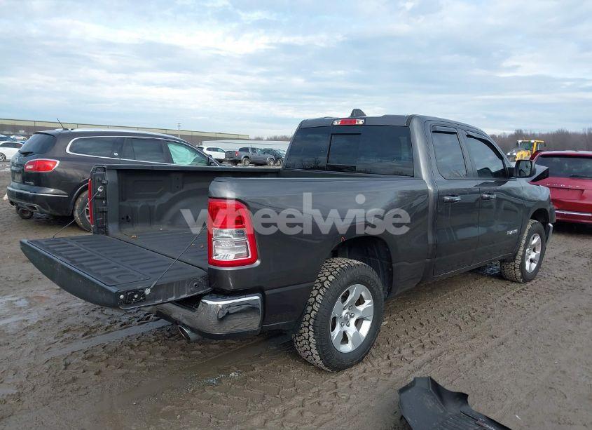 Photo 4 of 2020 Ram 1500 BIG HORN 4X4 6'4 BOX (VIN 1C6SRFBT2LN136590)