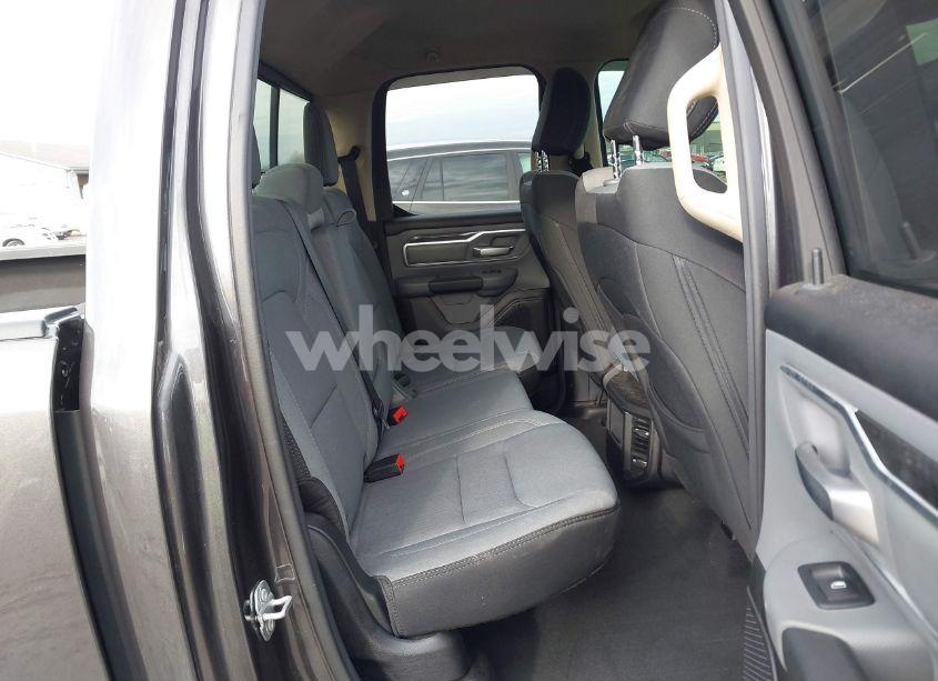 Photo 8 of 2020 Ram 1500 BIG HORN 4X4 6'4 BOX (VIN 1C6SRFBT2LN136590)