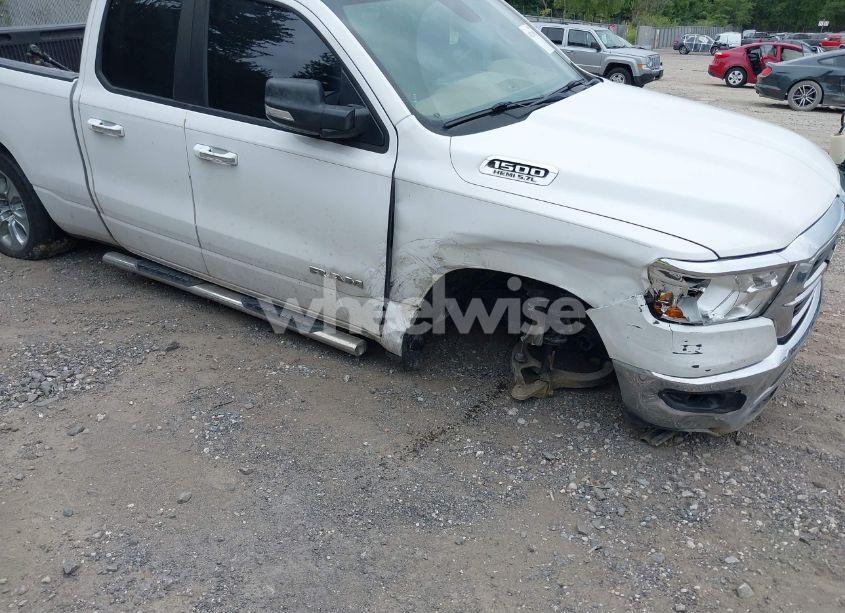 Photo 6 of 2020 Ram 1500 BIG HORN QUAD CAB 4X4 6'4 BOX (VIN 1C6SRFBT2LN213975)