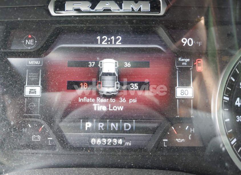 Photo 16 of 2022 Ram 1500 BIG HORN QUAD CAB 4X4 6'4 BOX (VIN 1C6SRFBT2NN155434)