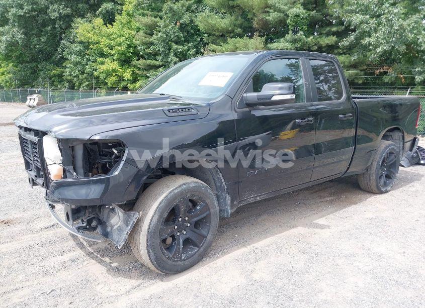 Photo 2 of 2022 Ram 1500 BIG HORN QUAD CAB 4X4 6'4 BOX (VIN 1C6SRFBT2NN155434)