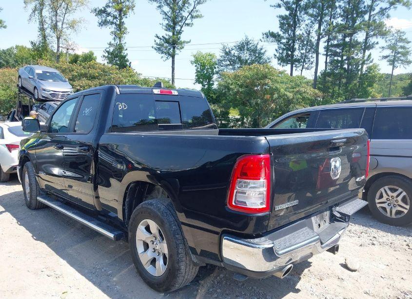 Photo 14 of 2022 Ram 1500 BIG HORN QUAD CAB 4X4 6'4 BOX (VIN 1C6SRFBT2NN480536)