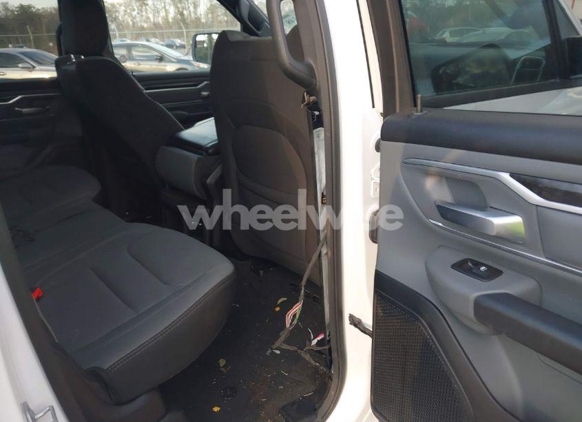 Photo 8 of 2023 Ram 1500 BIG HORN 4X4 6'4 BOX (VIN 1C6SRFBT2PN535571)