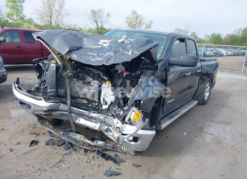 Photo 2 of 2020 Ram 1500 BIG HORN 4X4 6'4 BOX (VIN 1C6SRFBT3LN414588)