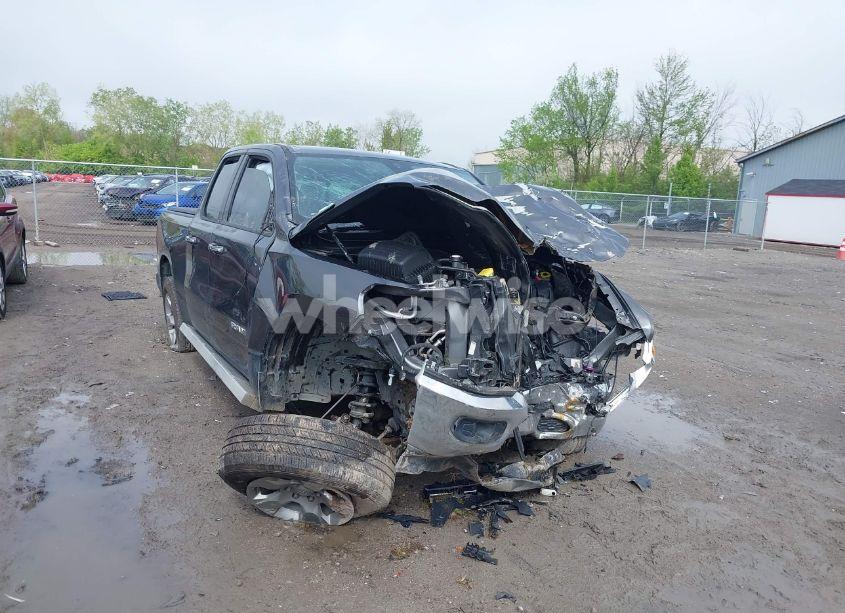 Photo 6 of 2020 Ram 1500 BIG HORN 4X4 6'4 BOX (VIN 1C6SRFBT3LN414588)