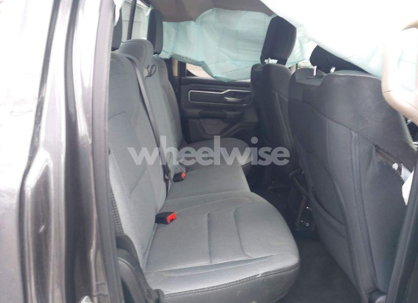 Photo 8 of 2020 Ram 1500 BIG HORN 4X4 6'4 BOX (VIN 1C6SRFBT3LN414588)