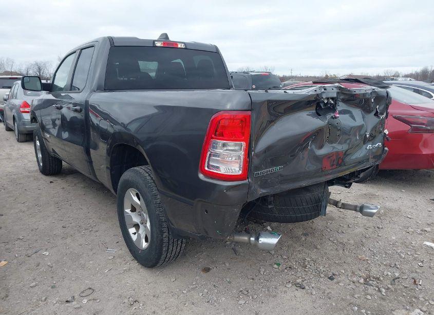 Photo 3 of 2021 Ram 1500 BIG HORN 4X4 6'4 BOX (VIN 1C6SRFBT3MN781542)