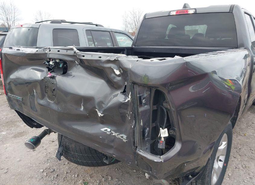 Photo 6 of 2021 Ram 1500 BIG HORN 4X4 6'4 BOX (VIN 1C6SRFBT3MN781542)