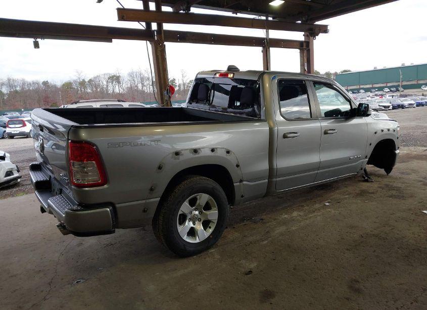 Photo 4 of 2021 Ram 1500 BIG HORN 4X4 6'4 BOX (VIN 1C6SRFBT3MN796588)