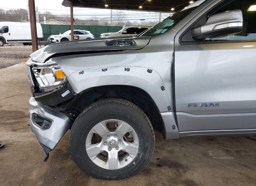 Photo 6 of 2021 Ram 1500 BIG HORN 4X4 6'4 BOX (VIN 1C6SRFBT3MN796588)