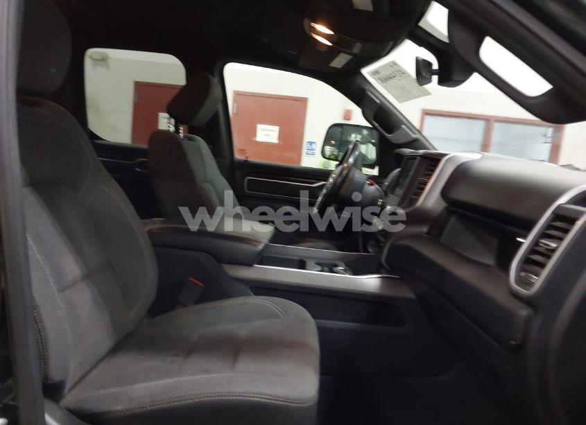 Photo 5 of 2020 Ram 1500 BIG HORN 4X4 6'4 BOX (VIN 1C6SRFBT4LN115143)