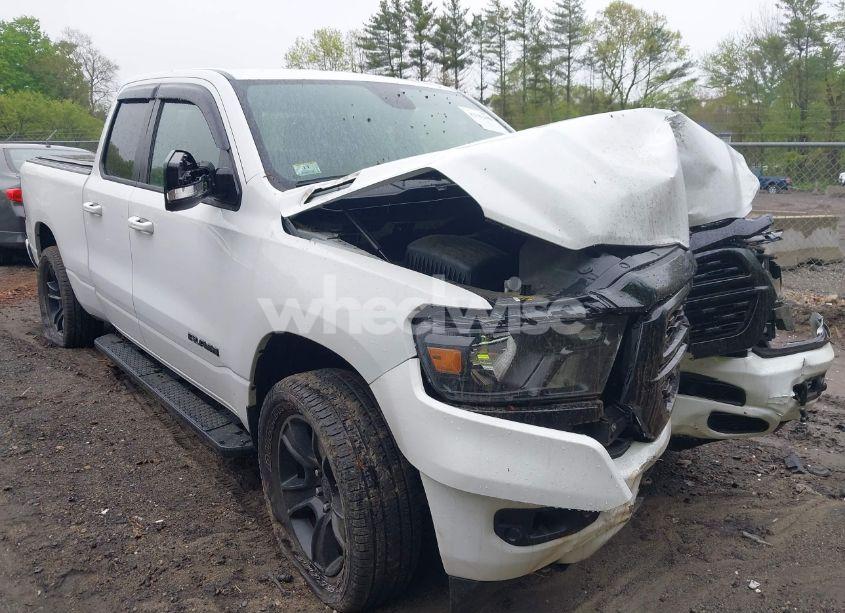 2022 Ram 1500 BIG HORN 4X4 6'4 BOX (VIN 1C6SRFBT4NN445190) main photo