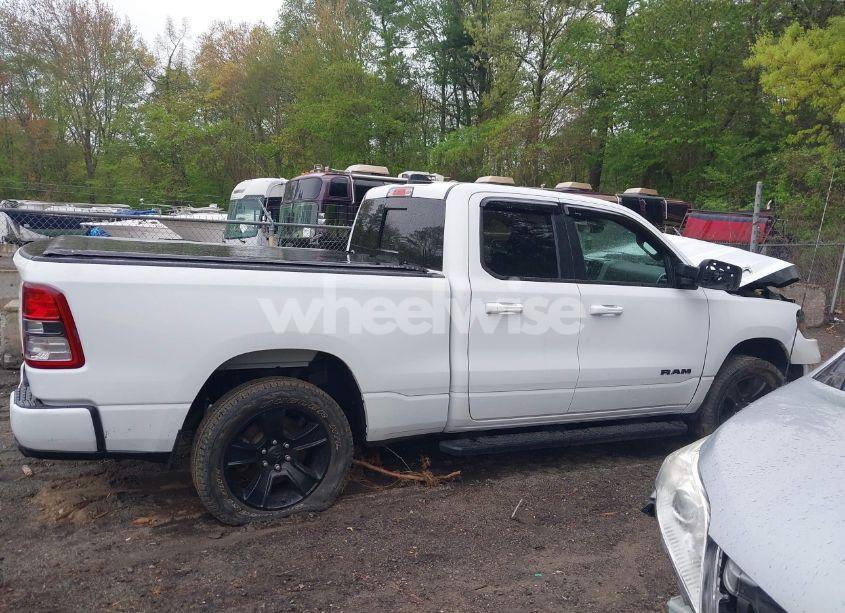 Photo 13 of 2022 Ram 1500 BIG HORN 4X4 6'4 BOX (VIN 1C6SRFBT4NN445190)