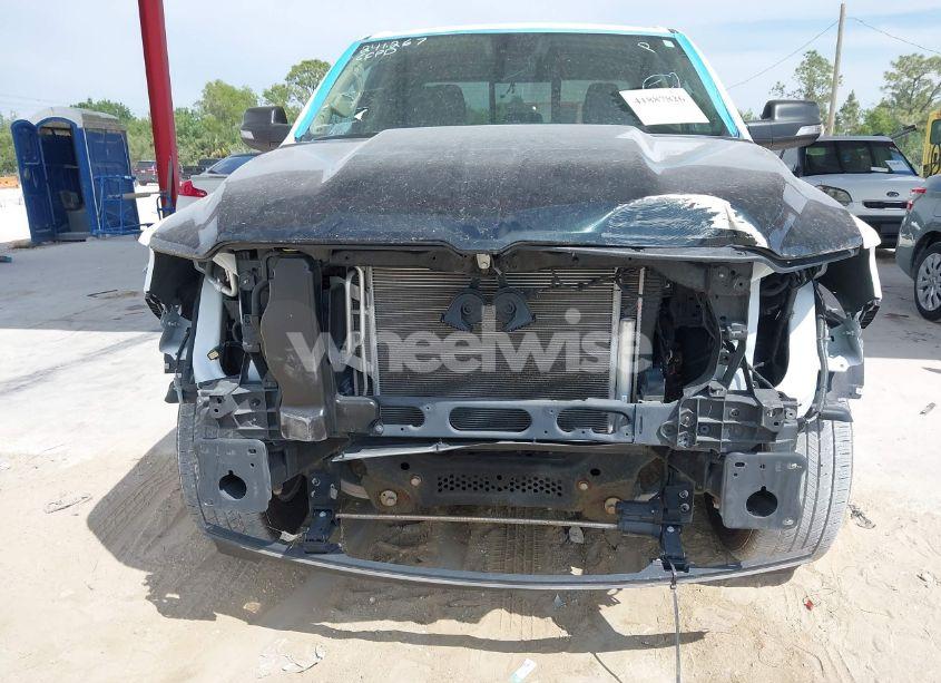 Photo 6 of 2019 Ram 1500 (VIN 1C6SRFBT5KN875502)