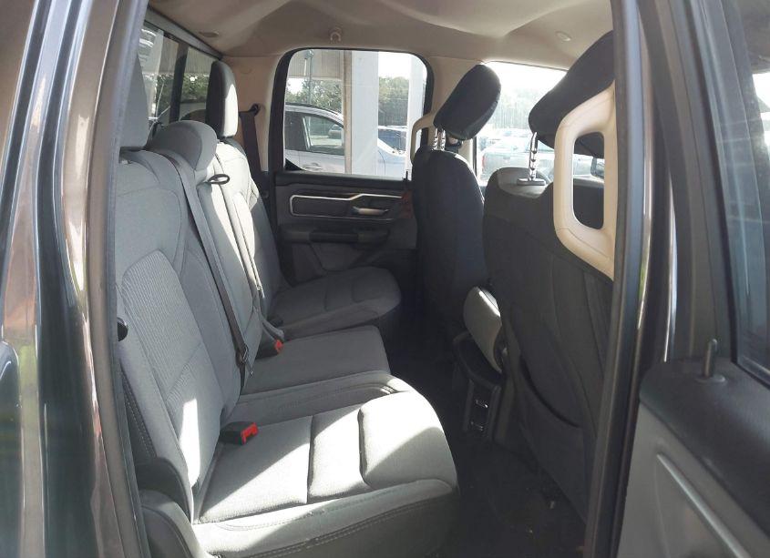 Photo 8 of 2020 Ram 1500 BIG HORN 4X4 6'4 BOX (VIN 1C6SRFBT5LN136602)