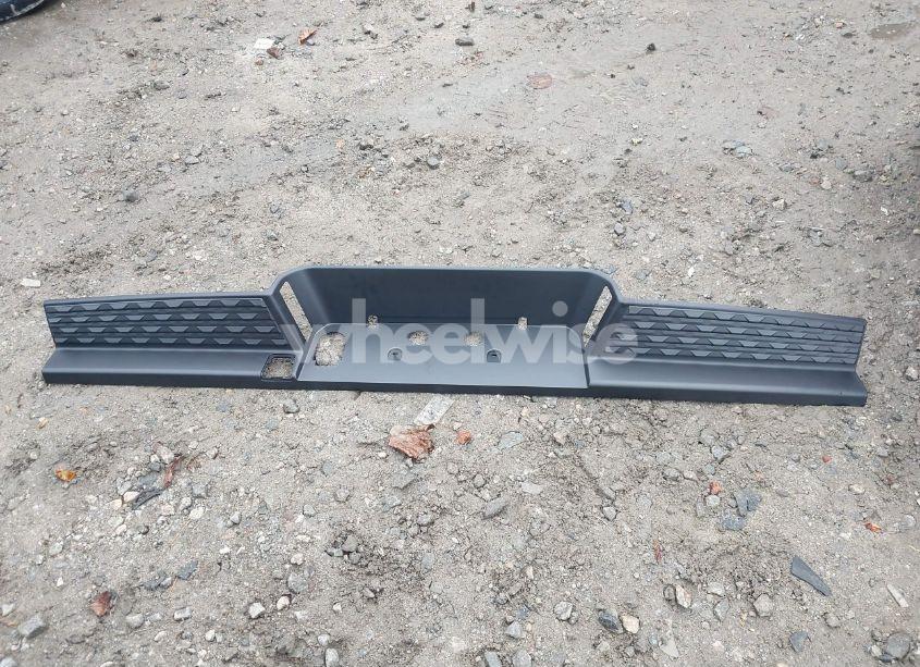 Photo 12 of 2020 Ram 1500 BIG HORN 4X4 6'4 BOX (VIN 1C6SRFBT5LN372084)