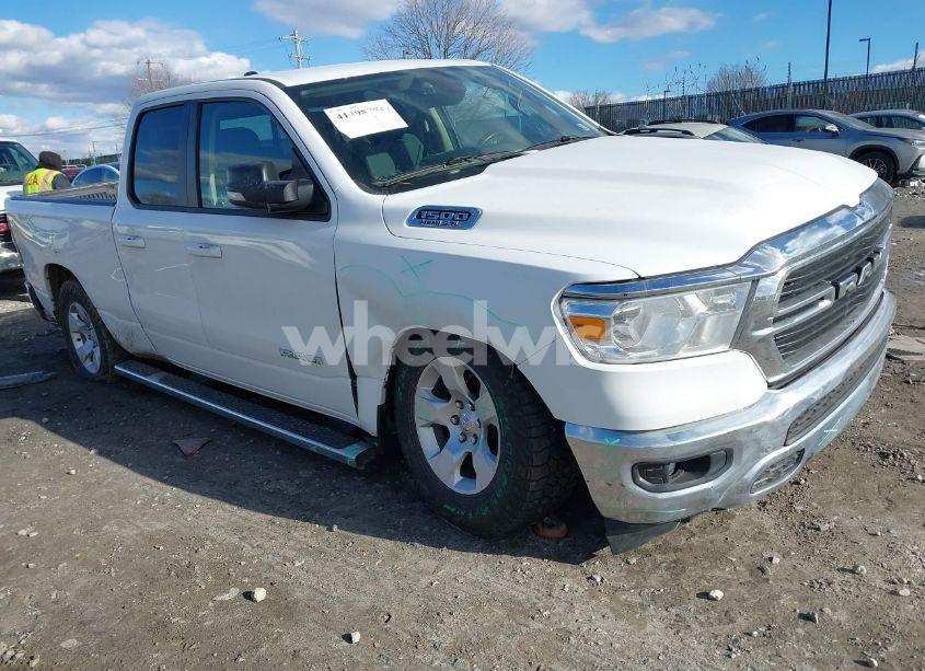 2021 Ram 1500 BIG HORN 4X4 6'4 BOX (VIN 1C6SRFBT5MN557642) main photo