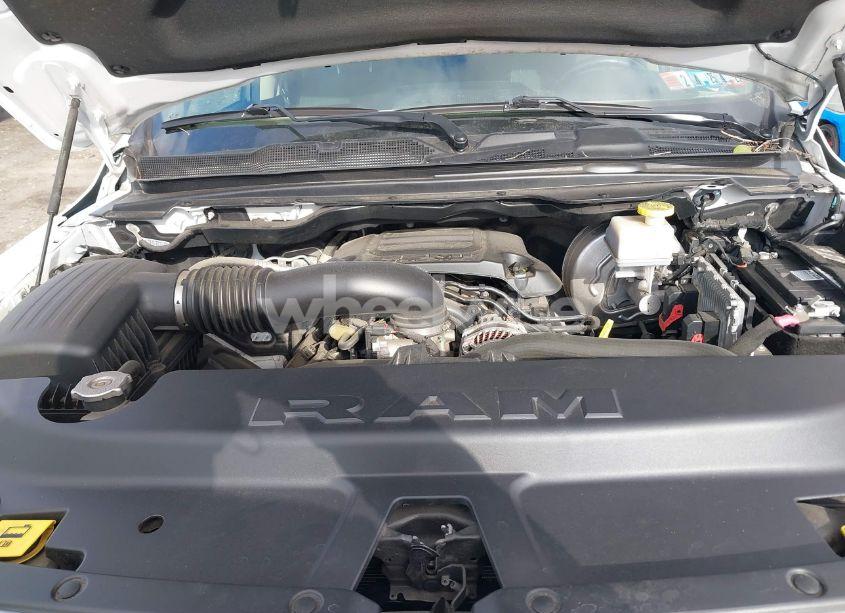 Photo 10 of 2021 Ram 1500 BIG HORN 4X4 6'4 BOX (VIN 1C6SRFBT5MN557642)