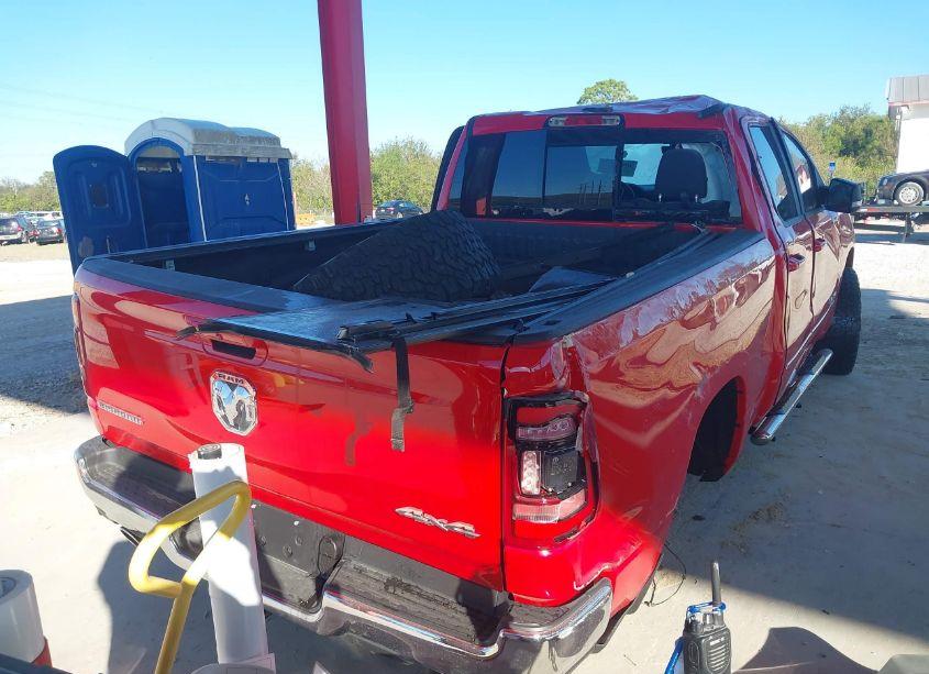 Photo 4 of 2021 Ram 1500 BIG HORN 4X4 6'4 BOX (VIN 1C6SRFBT5MN591466)