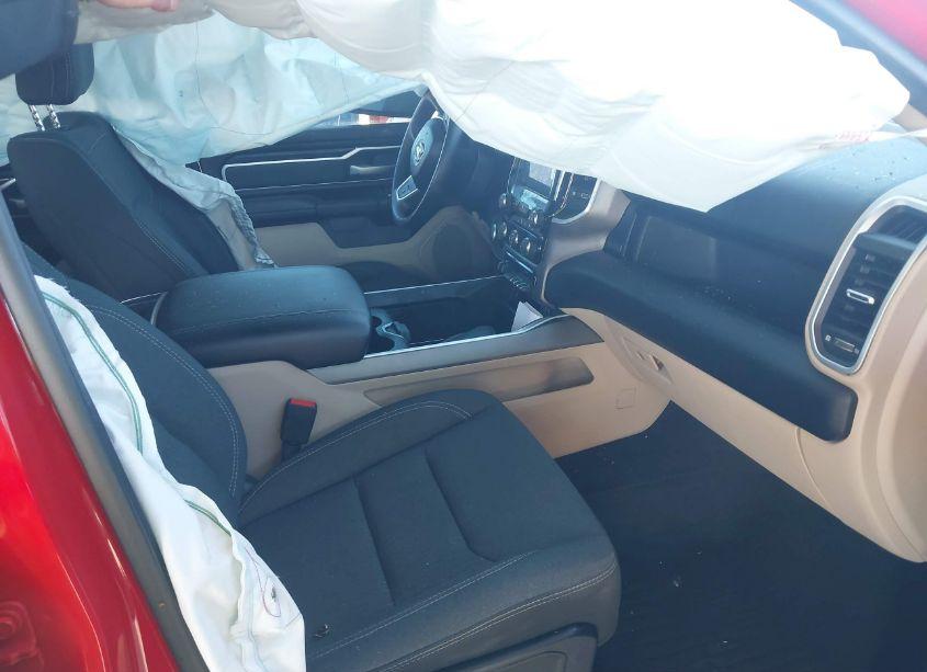 Photo 5 of 2021 Ram 1500 BIG HORN 4X4 6'4 BOX (VIN 1C6SRFBT5MN591466)