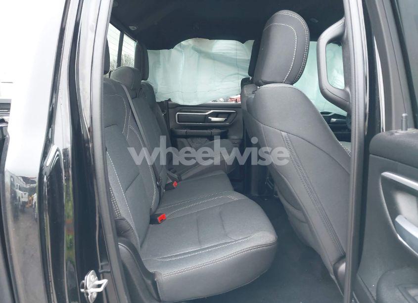 Photo 8 of 2021 Ram 1500 BIG HORN 4X4 6'4 BOX (VIN 1C6SRFBT5MN720595)